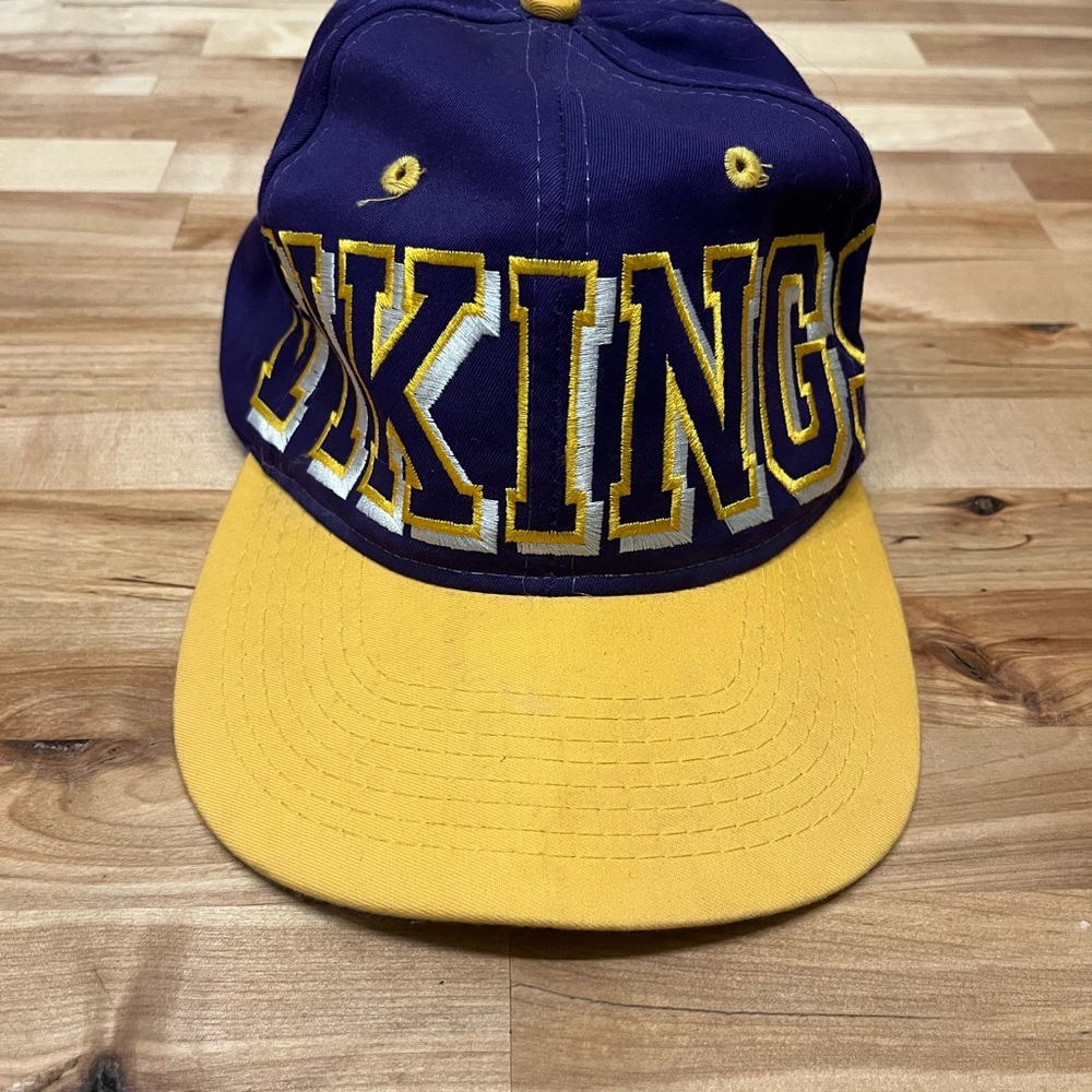 Vintage Vikings hat